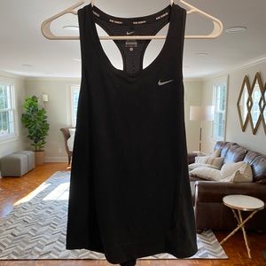 NIKE TANK TOP